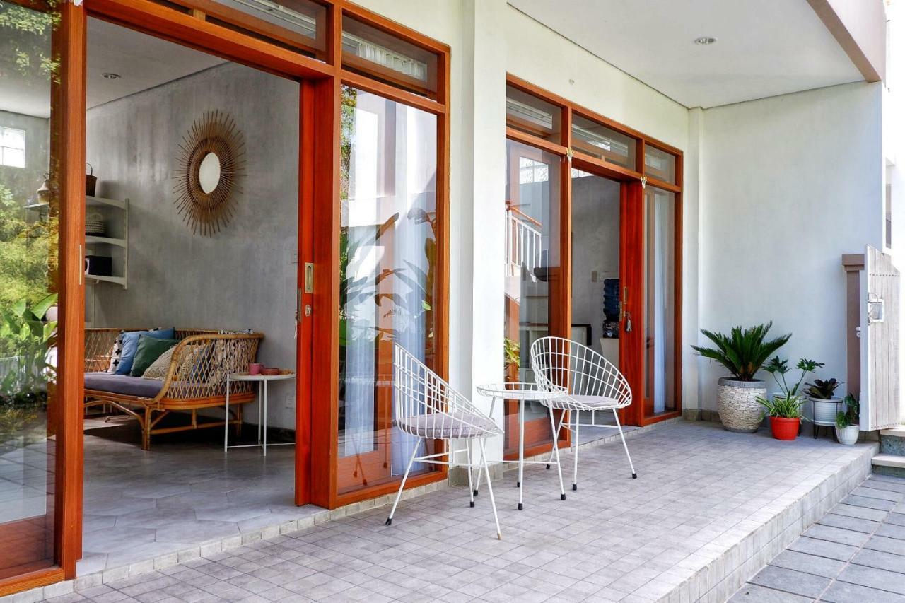 Hotel The Sloth Bali à Canggu Extérieur photo
