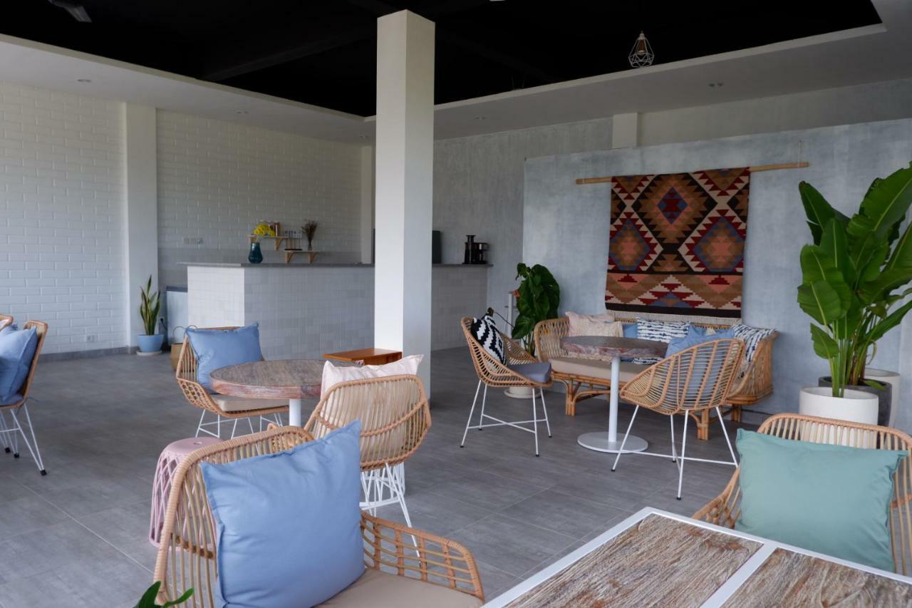 Hotel The Sloth Bali à Canggu Extérieur photo