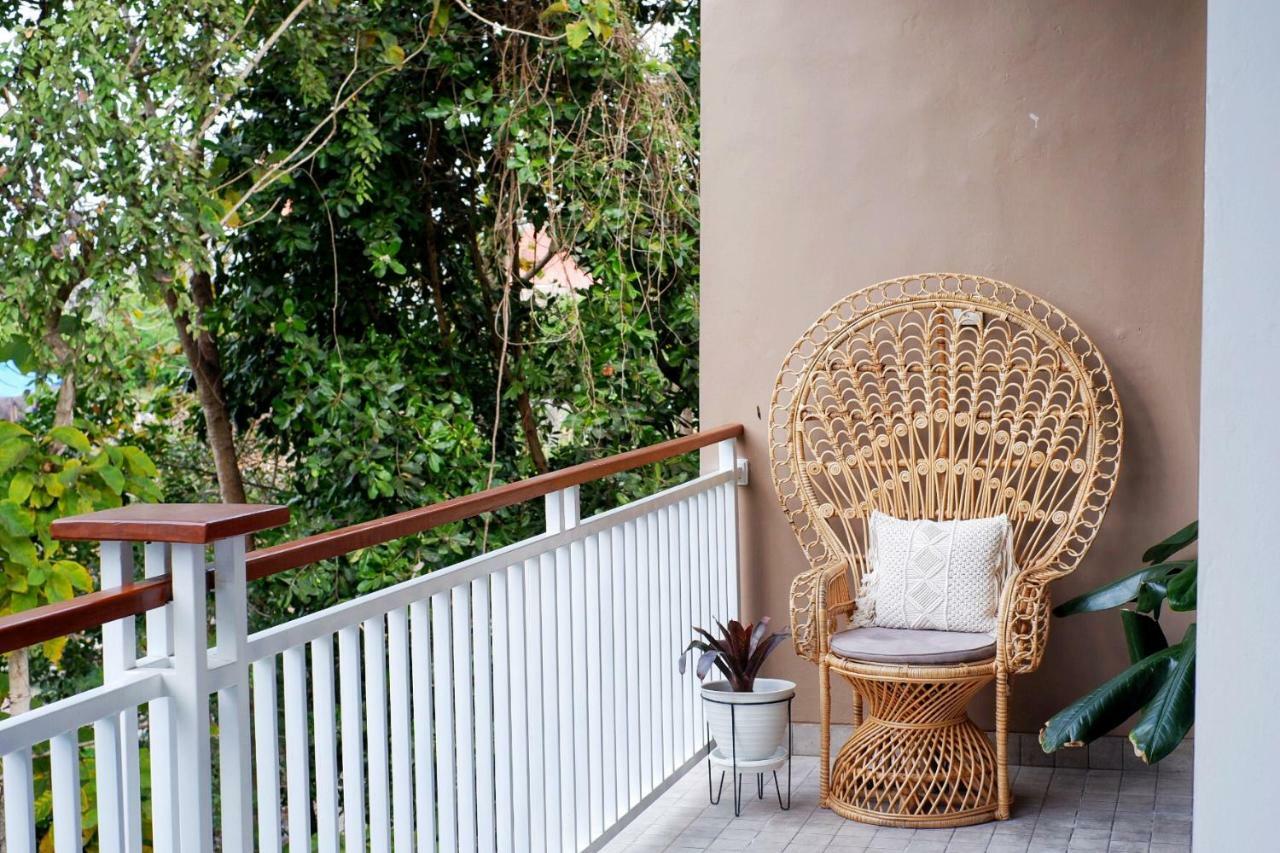 Hotel The Sloth Bali à Canggu Extérieur photo